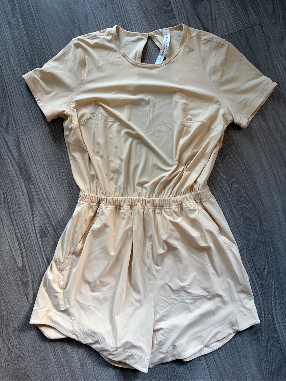 lululemon athletica Cream Short-Sleeve Elastic-Waist Romper